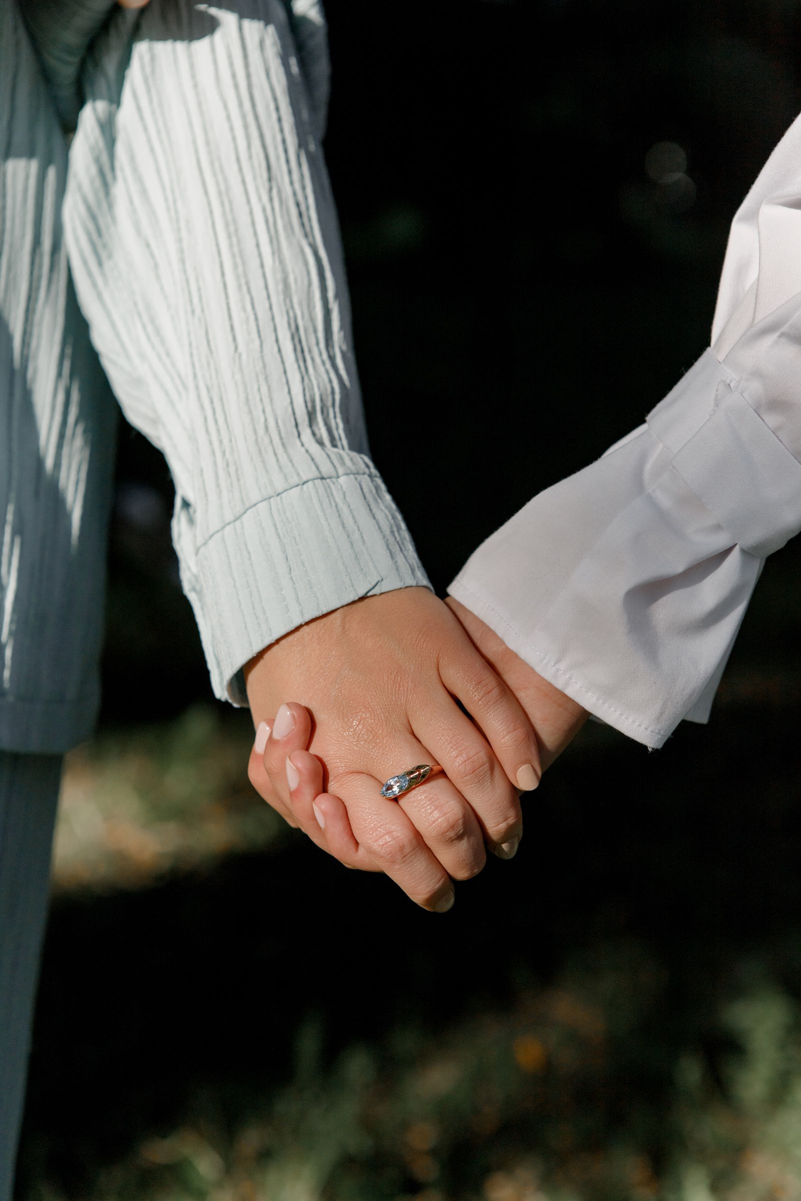 Кольцо из красного золота с топазом sky