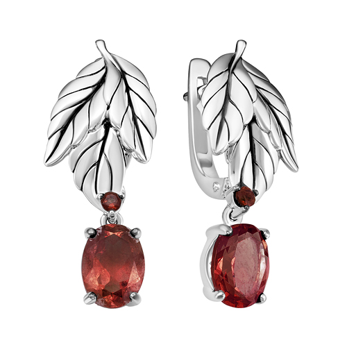Серьги из серебра с гранатами